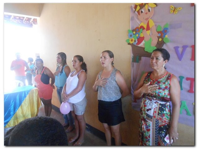 Escola Municipal Hugo Napoleão realiza II Feira de Conhecimento - Imagem 5