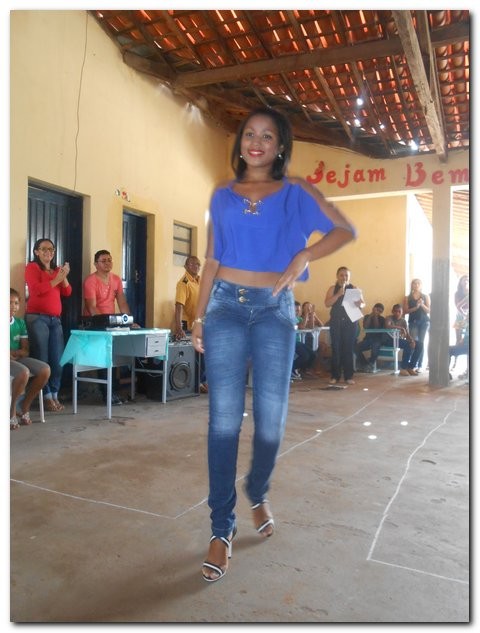 Escola Municipal Hugo Napoleão realiza II Feira de Conhecimento - Imagem 55