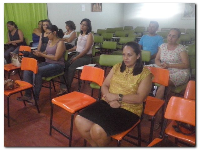 Secretária de Educação realiza Confraternização de Final de Ano - Imagem 7