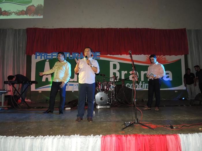 Prefeitura de Água Branca realiza festa de confraternização de fim de ano - Imagem 45
