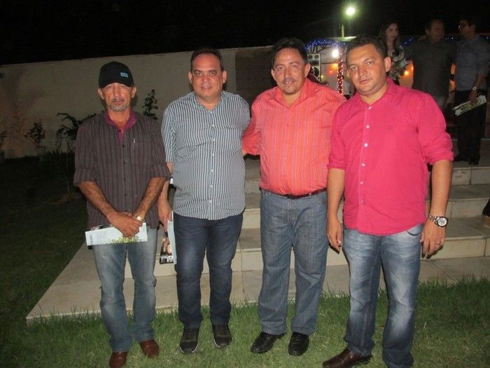 Prefeitos de 20 Cidades Compareceram no Lar Muralha para Forma a Nova Diretoria da AMPAR - Imagem 11