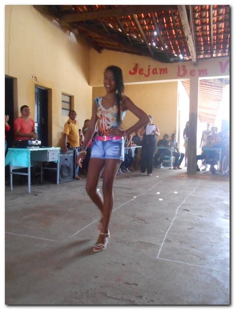 Escola Municipal Hugo Napoleão realiza II Feira de Conhecimento - Imagem 52