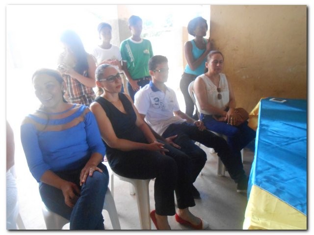 Escola Municipal Hugo Napoleão realiza II Feira de Conhecimento - Imagem 9