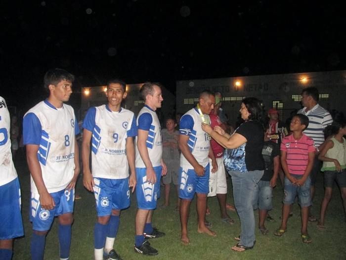 Segundo o Estrela Azul sagra-se campeão e leva o título do Campeonato Municipal de Futebol Amador pela segunda vez - Imagem 33