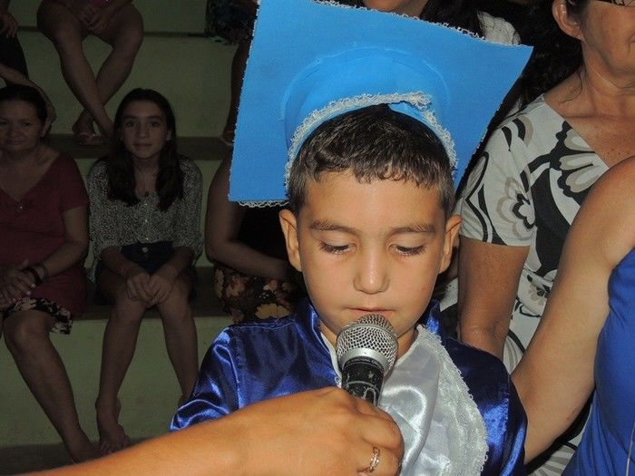 Estudantes participam de solenidade de entrega de certificados e medalhas - Imagem 89