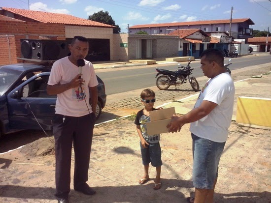 Loja Jp Variedades Faz entrega de Cesta de Alimentos da Campanha Natal sem Fome - Imagem 10