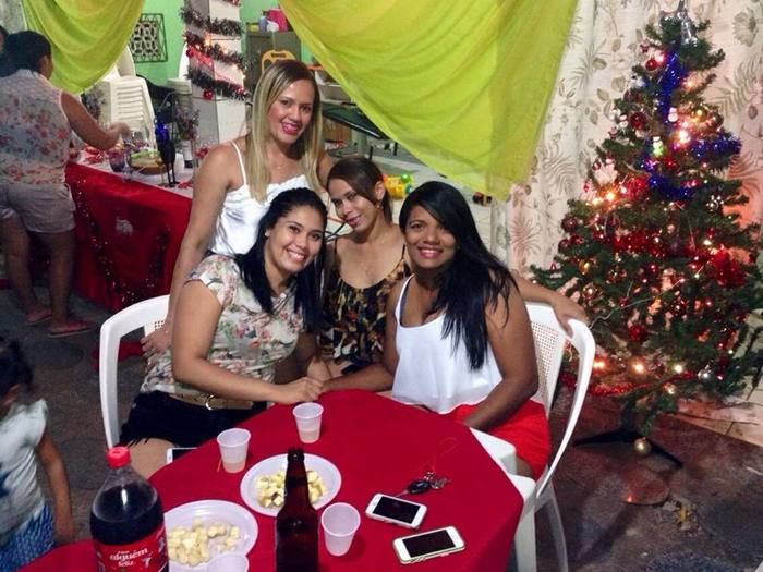 Veja como foi a noite natalina das famílias barrenses - Imagem 36