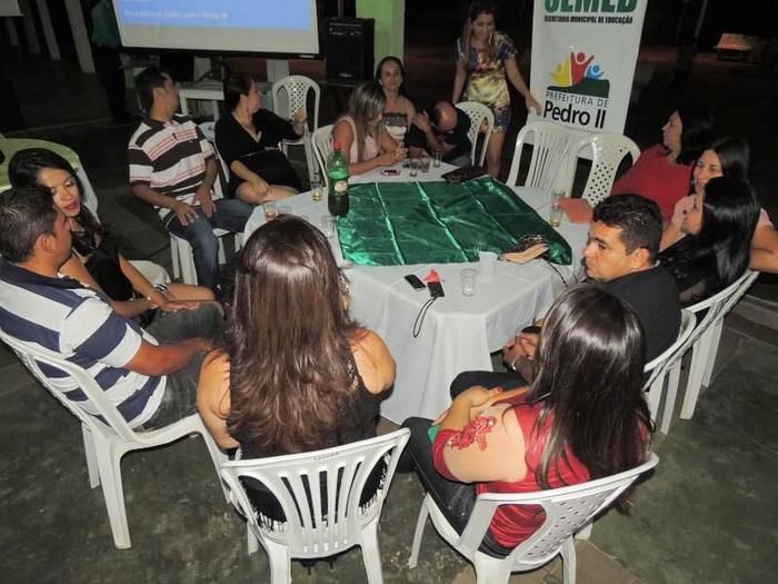 SEMED comemora resultados obtidos com confraternização - Imagem 10