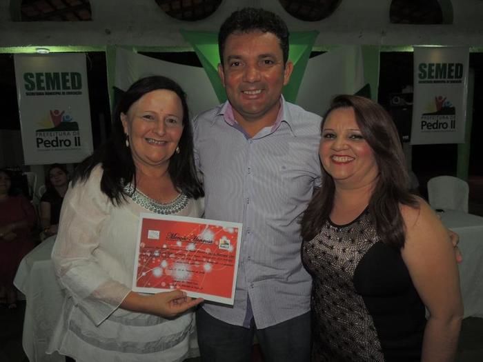 SEMED comemora resultados obtidos com confraternização - Imagem 32