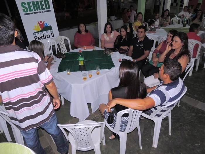 SEMED comemora resultados obtidos com confraternização - Imagem 9