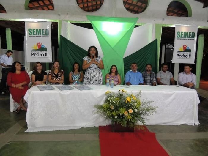 SEMED comemora resultados obtidos com confraternização - Imagem 44