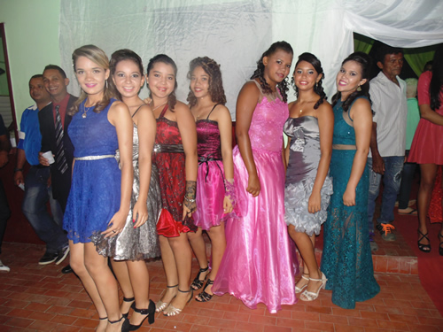 Colação de Grau da U.E. Deusa Rocha em Nossa Srª dos Remédios - Imagem 1