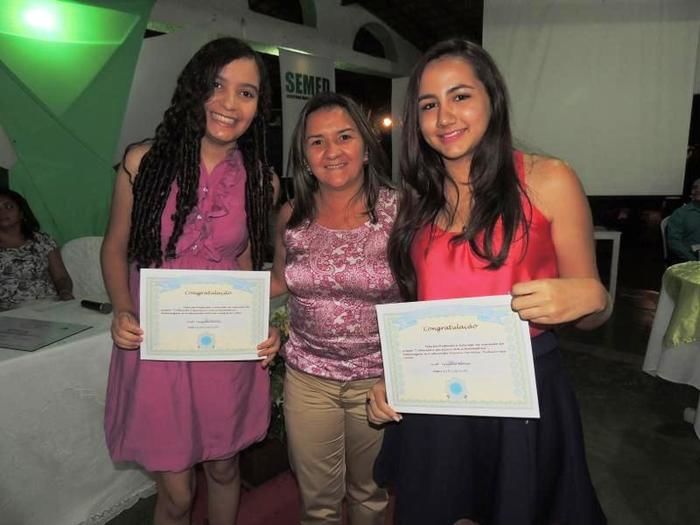 SEMED comemora resultados obtidos com confraternização - Imagem 36