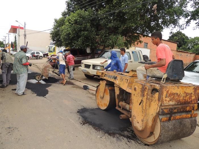 Prefeitura Municipal realiza operação para limpeza e recuperação de vias pública - Imagem 3