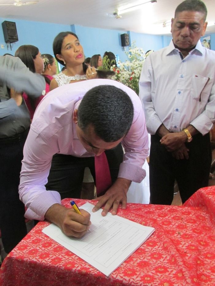 13 casais disseram Sim na parôquia diaconia Territorial Nossa Senhora de Fátima em Agricolândia   - Imagem 23