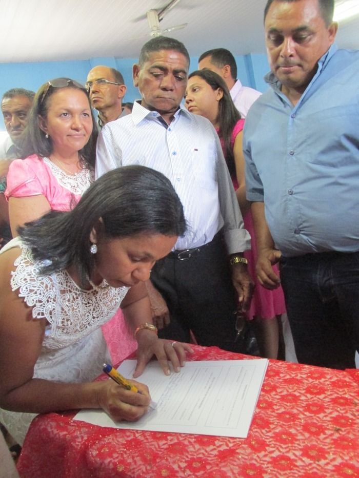 13 casais disseram Sim na parôquia diaconia Territorial Nossa Senhora de Fátima em Agricolândia   - Imagem 20