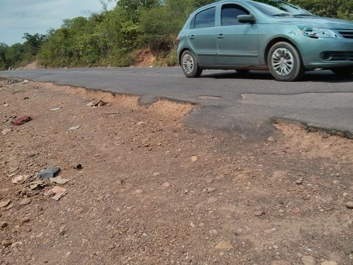 Igreja Católica realiza Missa às margens da BR 135 em solidariedade às vítimas e em apelo às autoridades  - Imagem 5