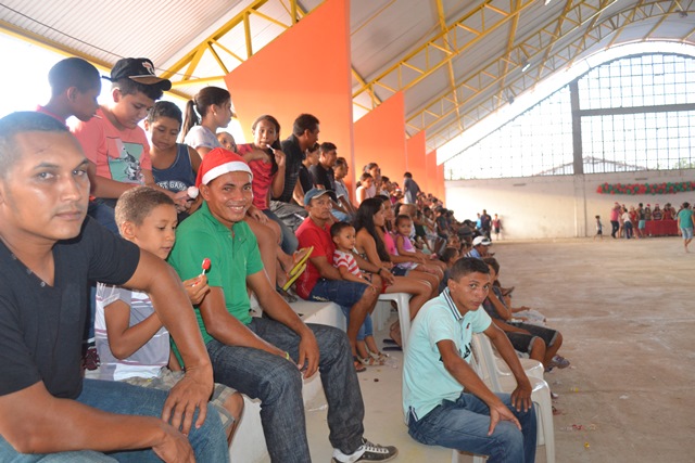 Prefeitura realiza 1ª Natal das crianças do município de Boa Hora - Imagem 2