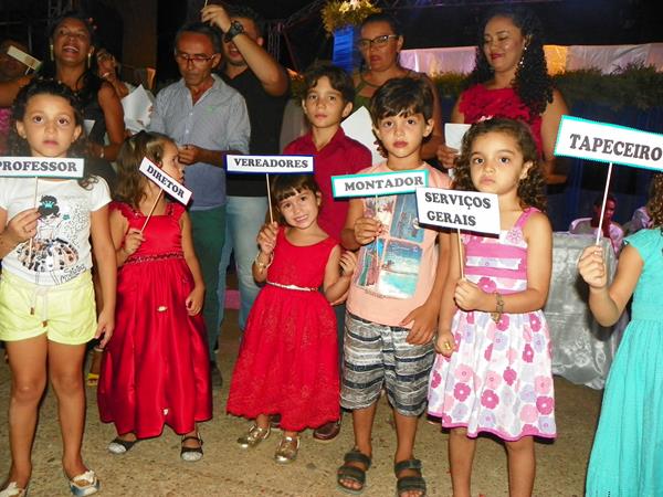 Prefeito Luiz Neto prestigia aniversário de Francisco Ayres - Imagem 7