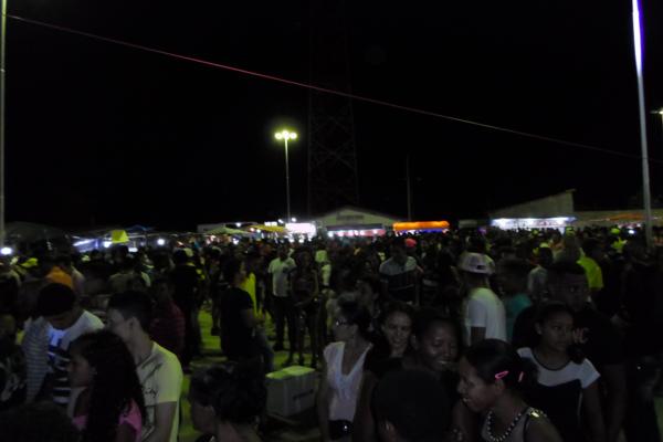 Prefeito Luiz Neto visita Regeneração e participa de aniversário da cidade  - Imagem 10