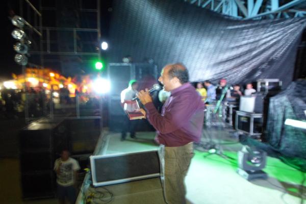 Prefeito Luiz Neto visita Regeneração e participa de aniversário da cidade  - Imagem 4