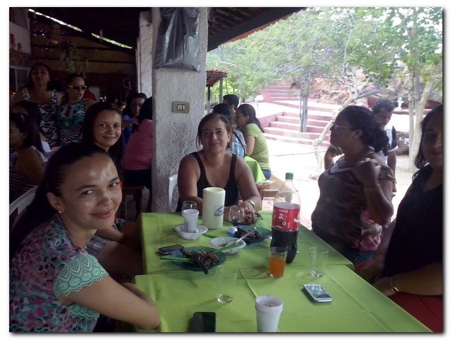 Secretaria Municipal de Educação realiza confraternização de final de ano com a equipe de trabalho - Imagem 30