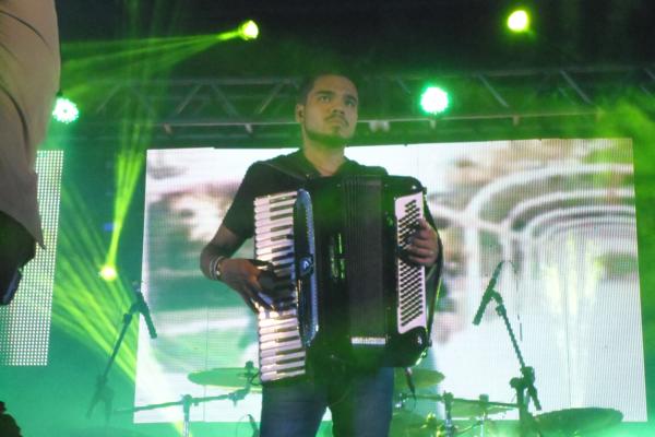 Prefeito Luiz Neto visita Regeneração e participa de aniversário da cidade  - Imagem 37