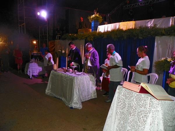 Prefeito Luiz Neto prestigia aniversário de Francisco Ayres - Imagem 2