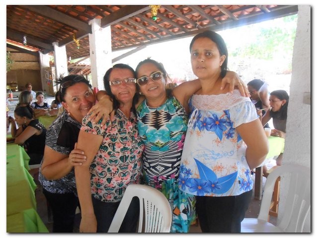 Secretaria Municipal de Educação realiza confraternização de final de ano com a equipe de trabalho - Imagem 61