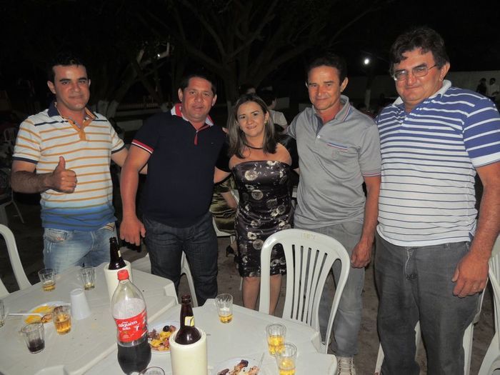 Funcionários da prefeitura participam de festa de confraternização - Imagem 68