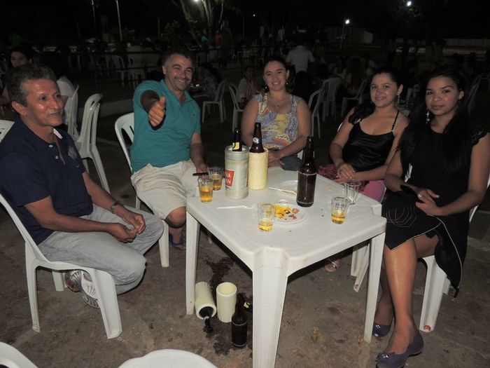 Funcionários da prefeitura participam de festa de confraternização - Imagem 38