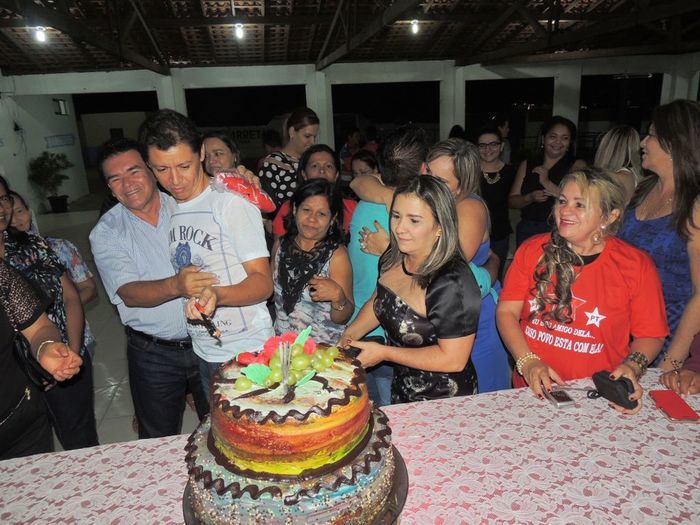 Funcionários da prefeitura participam de festa de confraternização - Imagem 104