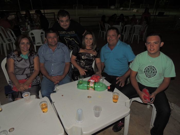 Funcionários da prefeitura participam de festa de confraternização - Imagem 115