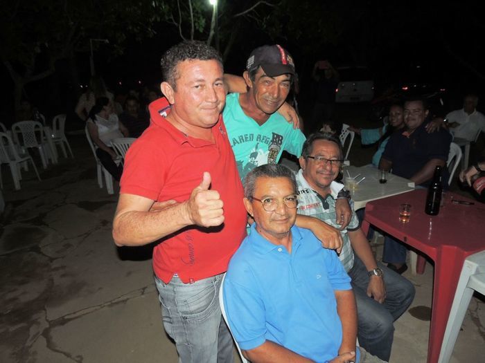 Motoristas, familiares e convidados participam de confraternização - Imagem 32