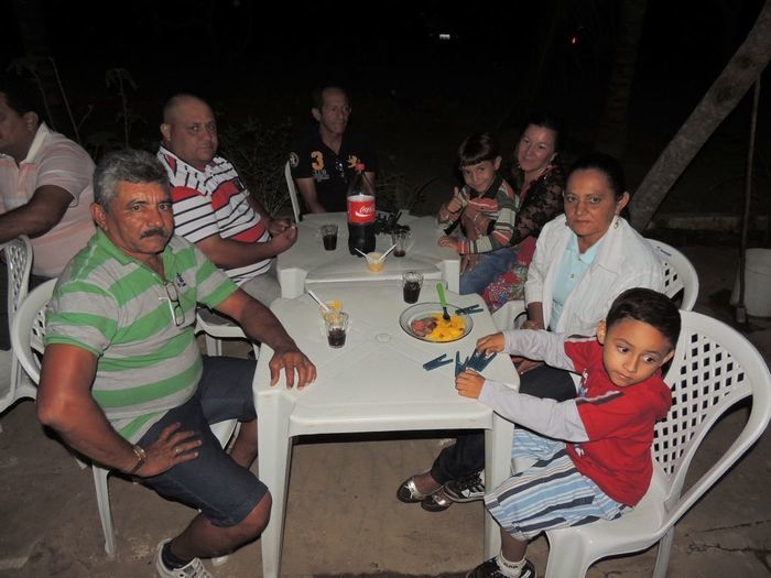 Motoristas, familiares e convidados participam de confraternização - Imagem 8