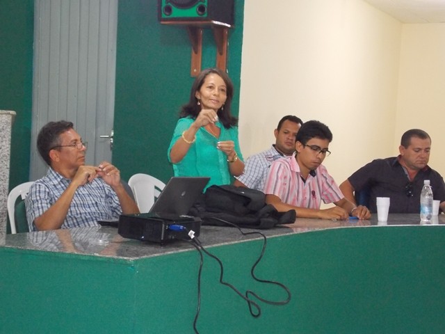  Aula inaugural do Pronatec reúne autoridades e alunos em São Francisco do Piauí - Imagem 9