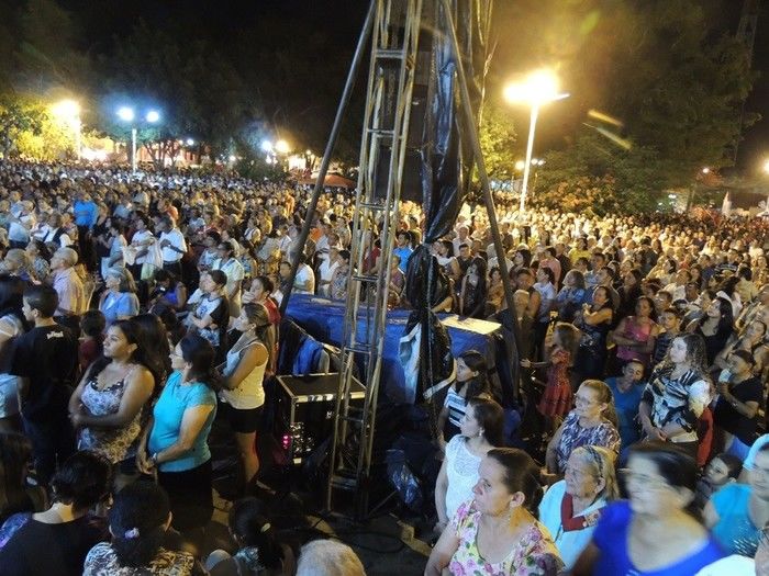 Penúltima noite do festejo de N. S. da Conceição com praça lotada de fieis - Imagem 15