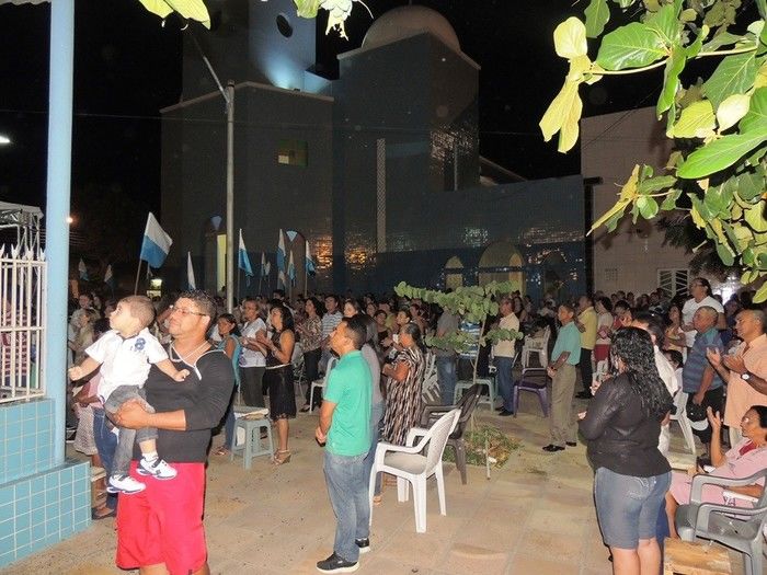 Penúltima noite do festejo de N. S. da Conceição com praça lotada de fieis - Imagem 2