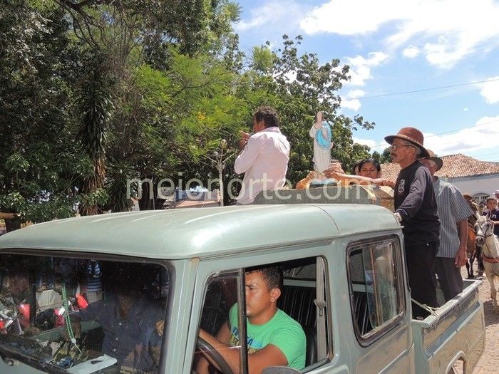 Vaqueiros invadem ruas e avenidas de Pedro II  - Imagem 52