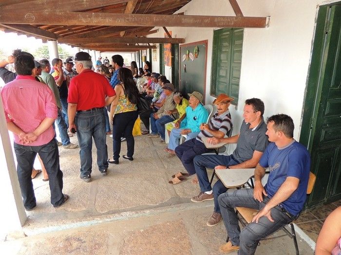 Prefeita reuniu-se com assentados da região do sertão - Imagem 5