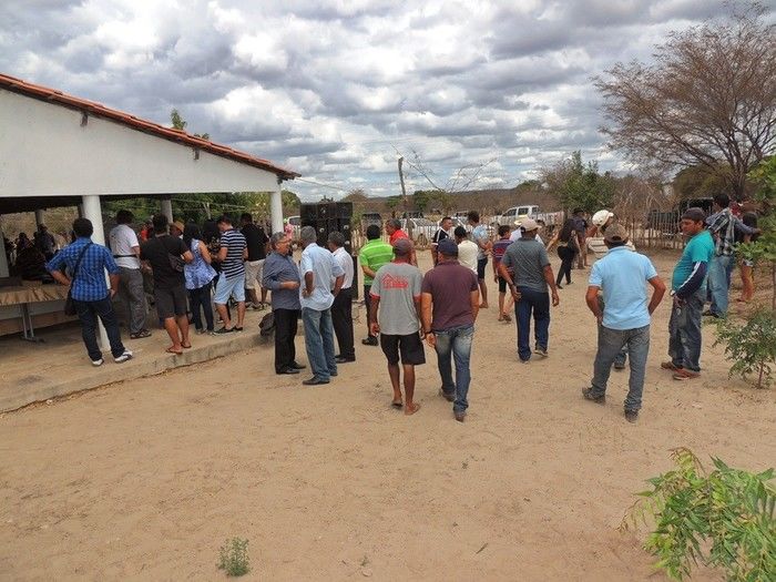 Prefeita reuniu-se com assentados da região do sertão - Imagem 38