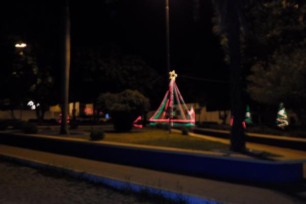 Prefeitura de Amarante começa a enfeitar a cidade para o Natal - Imagem 4