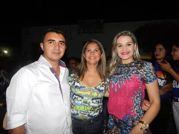 1º Dia Festejos de Prata do Piauí: Show em Praça Pública  - Imagem 32