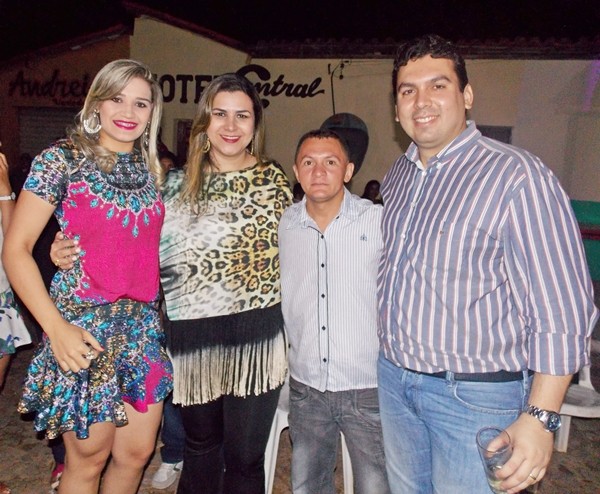 1º Dia Festejos de Prata do Piauí: Show em Praça Pública  - Imagem 2