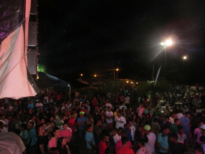 Brasas do Forró Incendeia o Fogo da Paixão no encerramento dos Festejos do Bairro Baixa em Agricolândia - Imagem 15