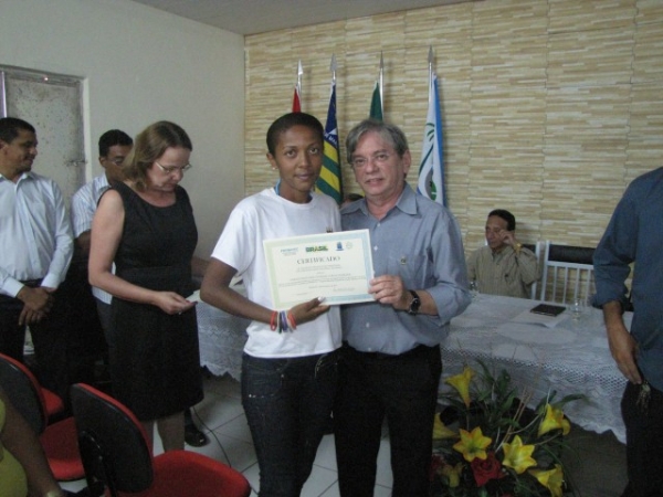 Jovens recebem certificados do PRONATEC em Miguel Alves - Imagem 10