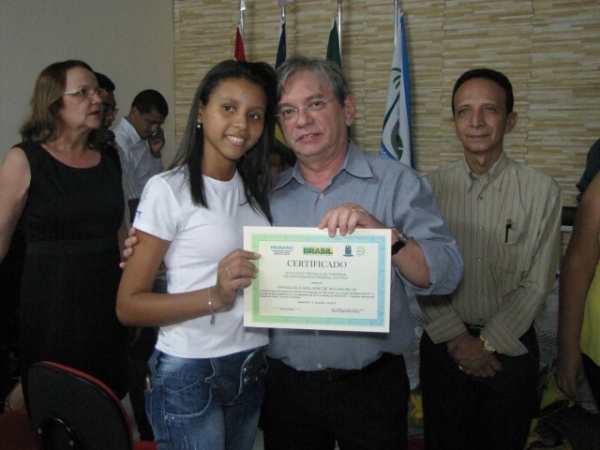 Jovens recebem certificados do PRONATEC em Miguel Alves - Imagem 25