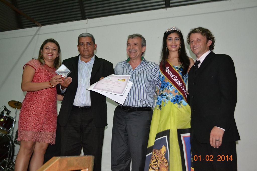 Prefeito Zé Resende é homenageado com Comenda na Terra dos Governadores