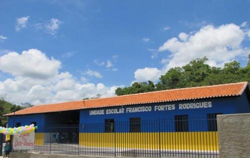Comunidade Retiro do Cazé recebe Escola