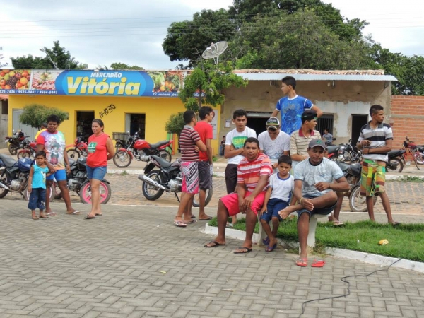 Entrega das bicicletas do programa pedala Piauí aos alunos da rede municipal de Curralinhos -PI - Imagem 12